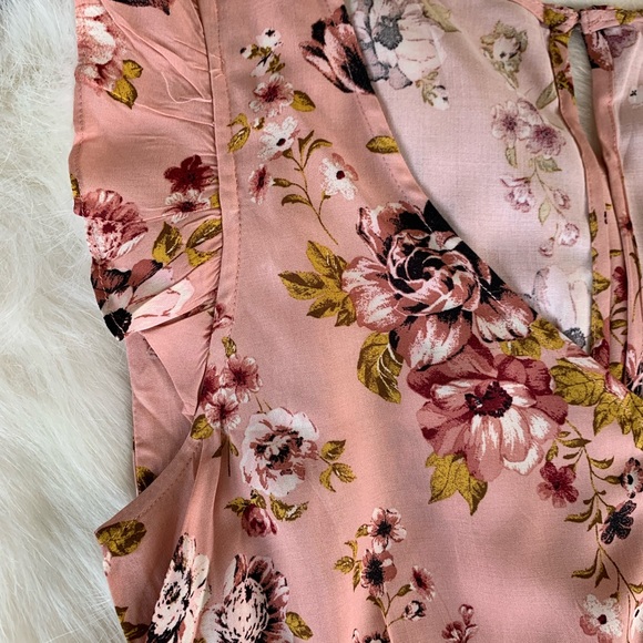 Xhilaration Women’s Floral Wide Leg One Piece Jumper NWOT Size M - Picture 7 of 12